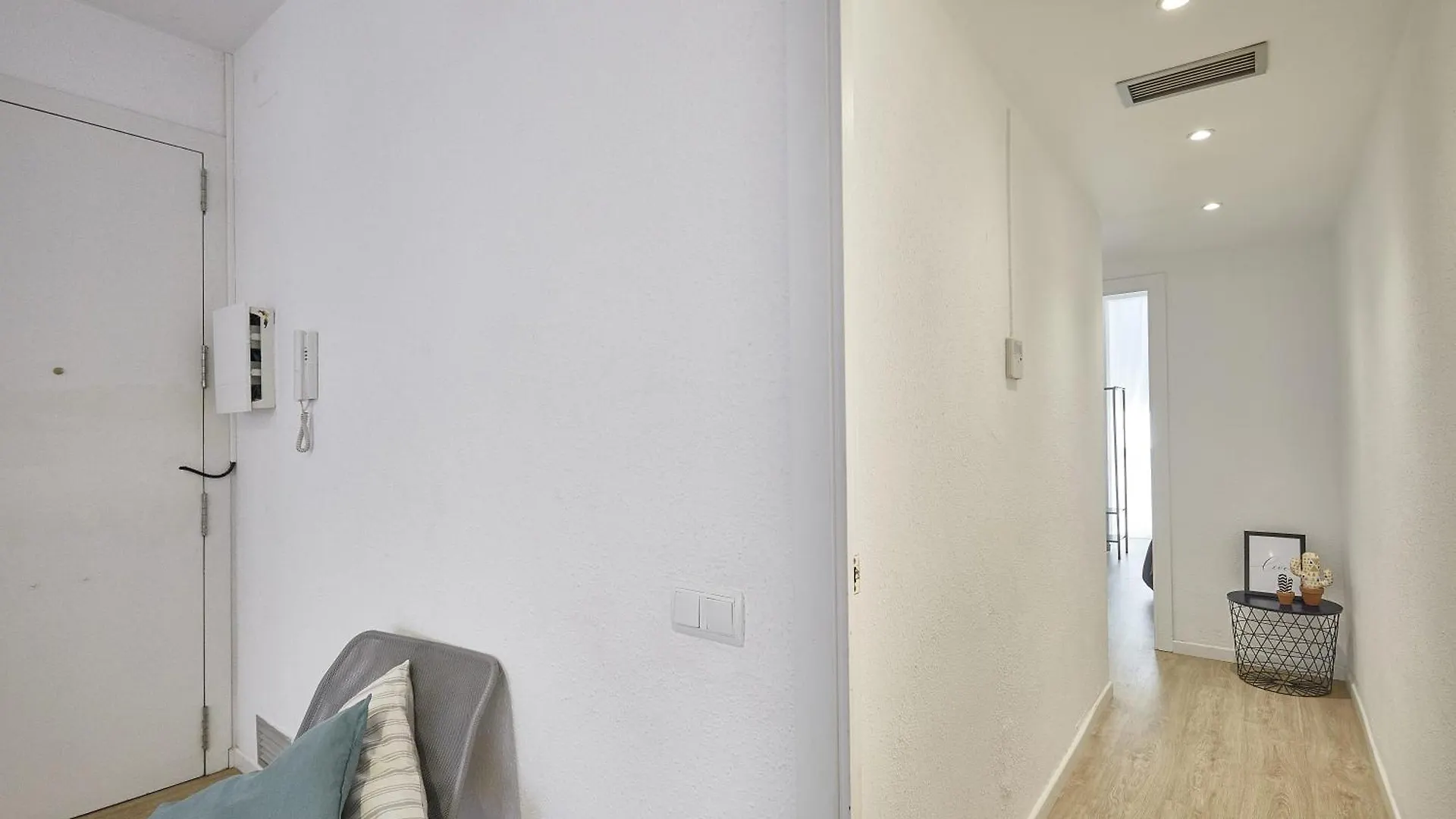 Bbarcelona Clot Apartments 0*, Barcelone